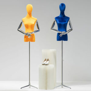Free Shipping Korea Velvet Female Model Props Doll Dress Color Clothing Models Electroplating Mannequins Display Shelf 3